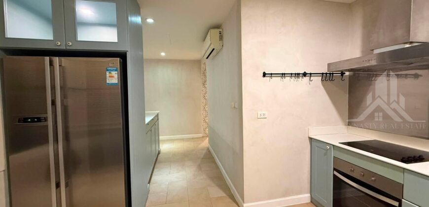 Luxury Pet Friendly Villa for Rent in Na Jomtien