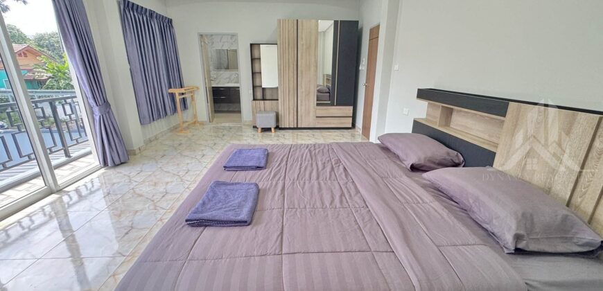 Detached House for Rent in Pattaya, 4 Beds