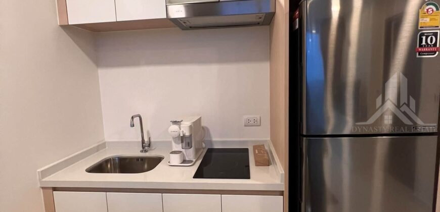 Beachfront Sea View Condo for Rent in Bangsaray