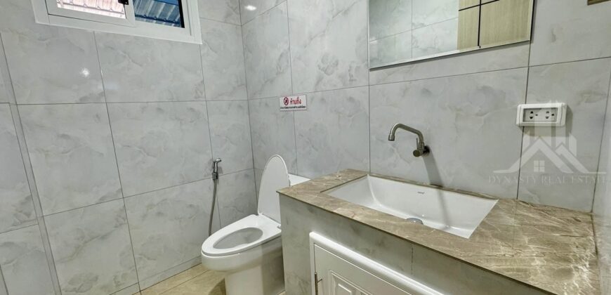 Detached House for Rent in Pattaya, 4 Beds