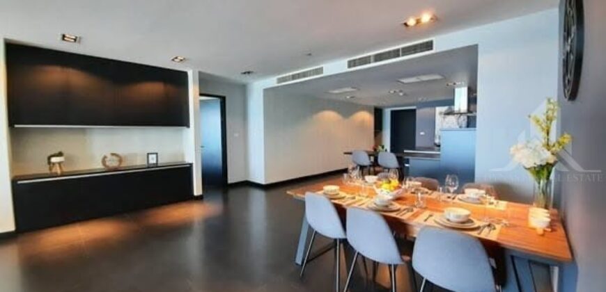 Luxury Sea View Condo at La Royale Pattaya