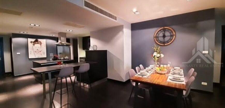 Luxury Sea View Condo at La Royale Pattaya