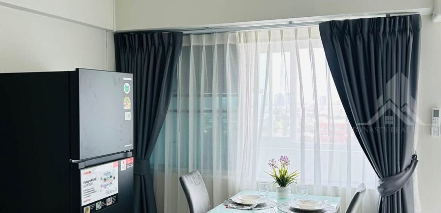 Sea View 1 Bedroom Condo in Pattaya for Sale