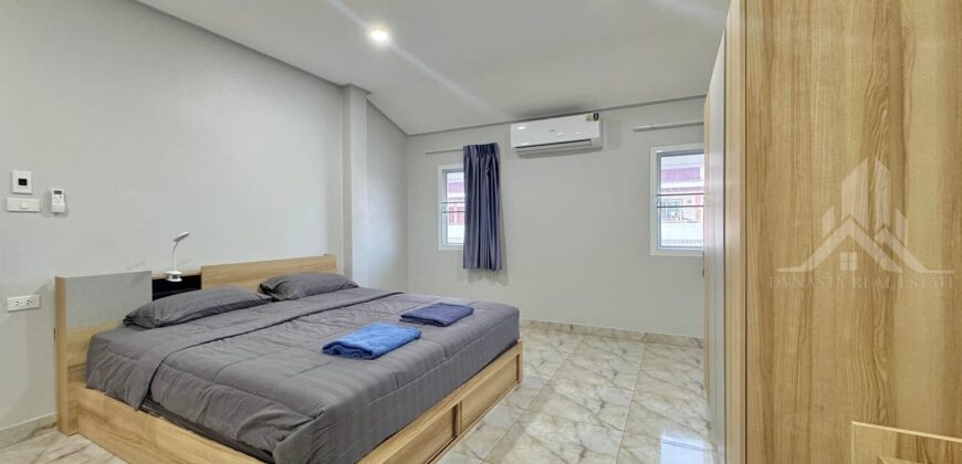 Detached House for Rent in Pattaya, 4 Beds