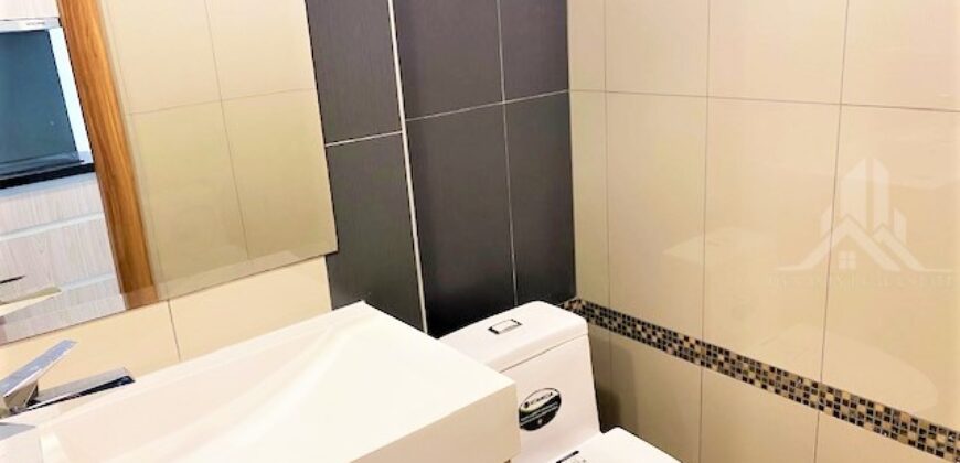 Laguna Beach Resort 2 Studio Condo for Sale & Rent