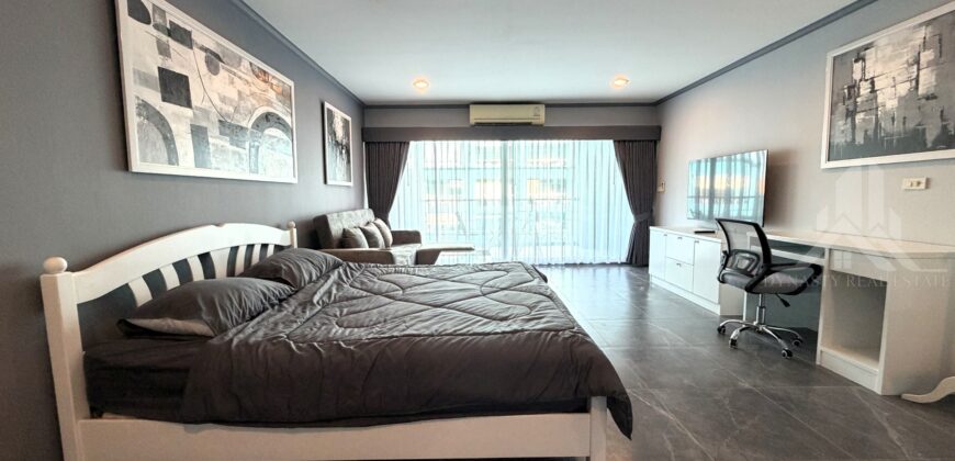 TW Platinum Suites Studio Condo for Sale & Rent