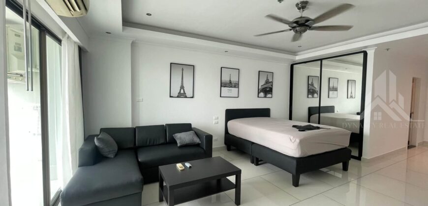 Spacious View Talay 5C Studio for Rent in Jomtien