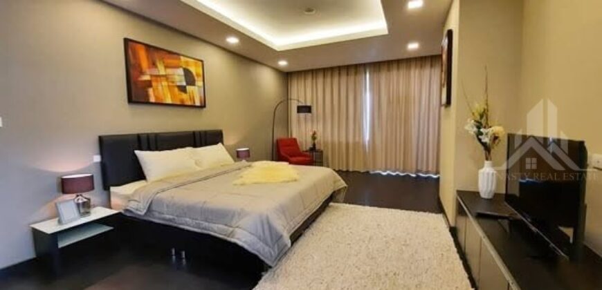 Luxury Sea View Condo at La Royale Pattaya