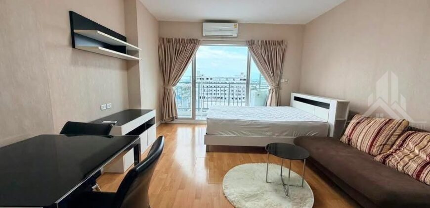 Affordable High Floor Condo for Rent in South Pattaya