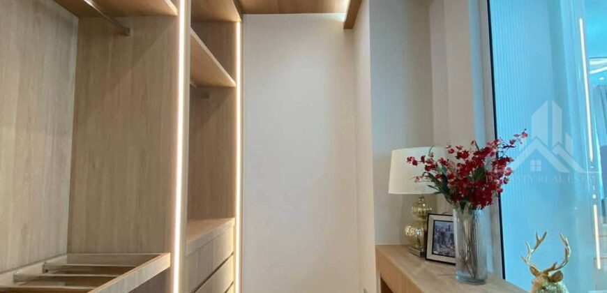Luxury 4-Bed Pool Villa for Rent in Pattaya