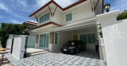 Luxury 4-Bed Pool Villa for Rent in Pattaya Luxury 4-Bed Pool Villa for Rent in Pattaya