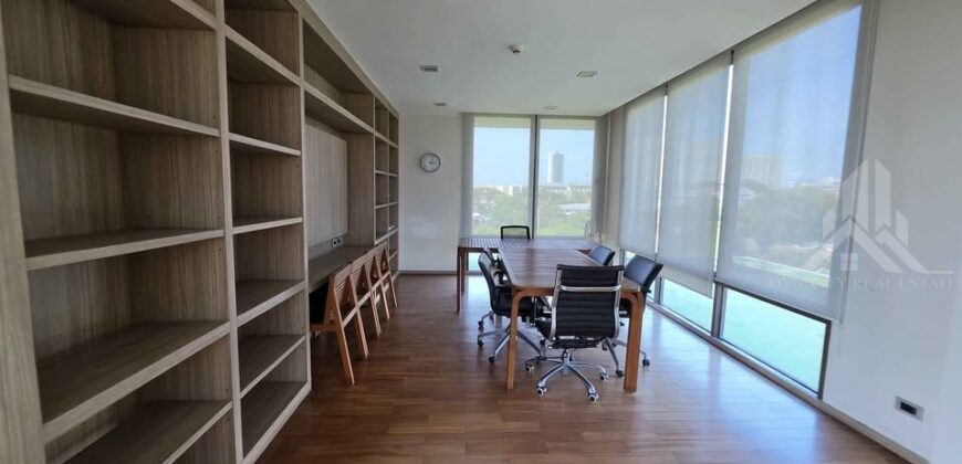 Spacious Wongamat Condo for Rent Near Beach