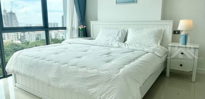 Modern 2-Bed Condo for Rent in Pratamnak Pattaya