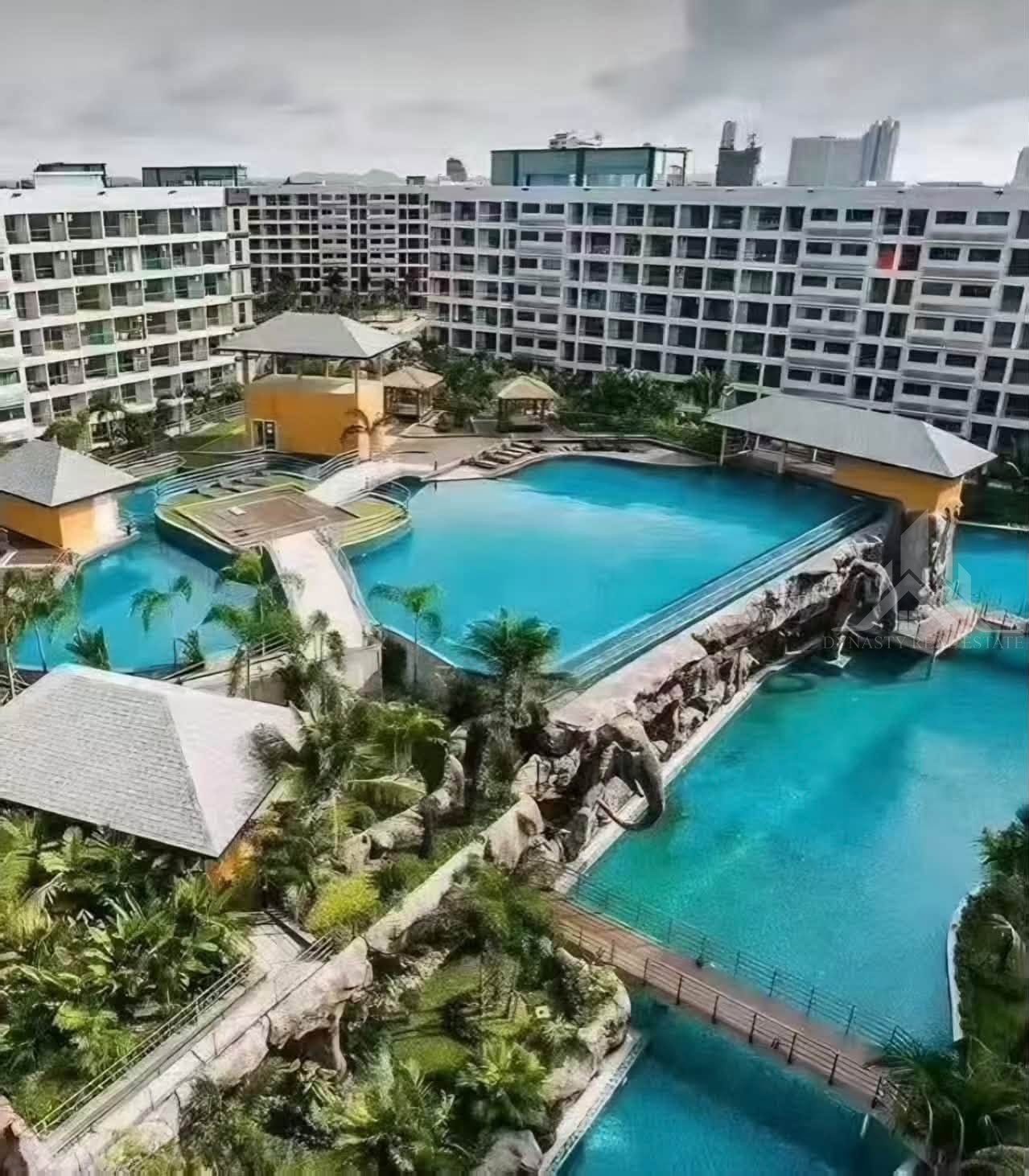 Studio at laguna beach resort 3, jomtien for sale