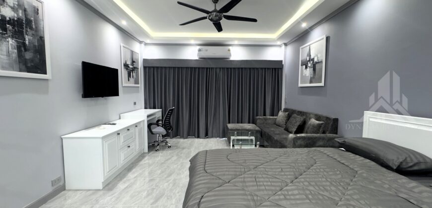 Baan Suan Lalana Studio Condo for Rent