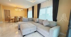 Supalai Park Ville Sukhumvit-Pattaya 3-Bedroom House For Rent | Nong Prue