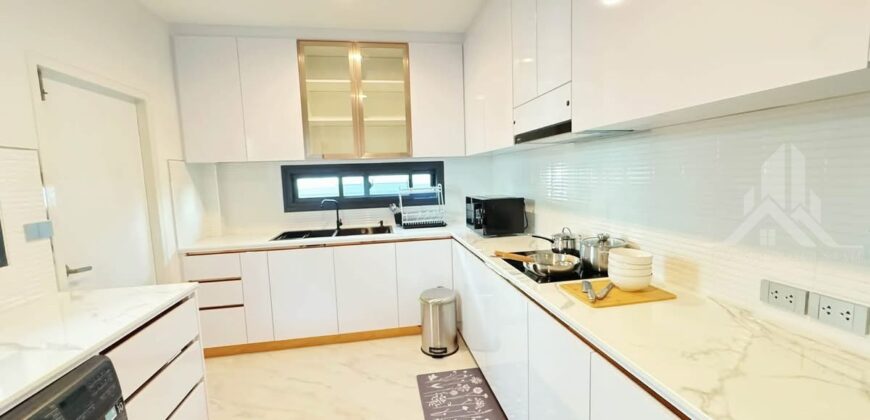 Supalai Park Ville Sukhumvit-Pattaya 3-Bedroom House For Rent | Nong Prue