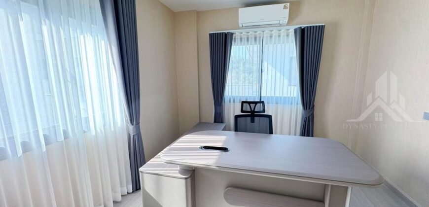 Supalai Park Ville Sukhumvit-Pattaya 3-Bedroom House For Rent | Nong Prue
