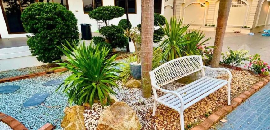 Pool Villa For Rent Huai Yai