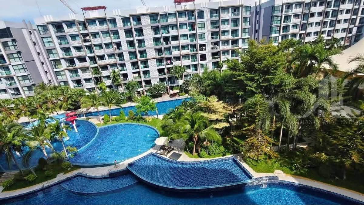 Dusit grand park 1