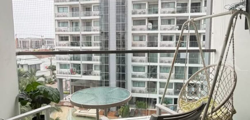 Laguna Beach Resort 1 – Pool View For Rent