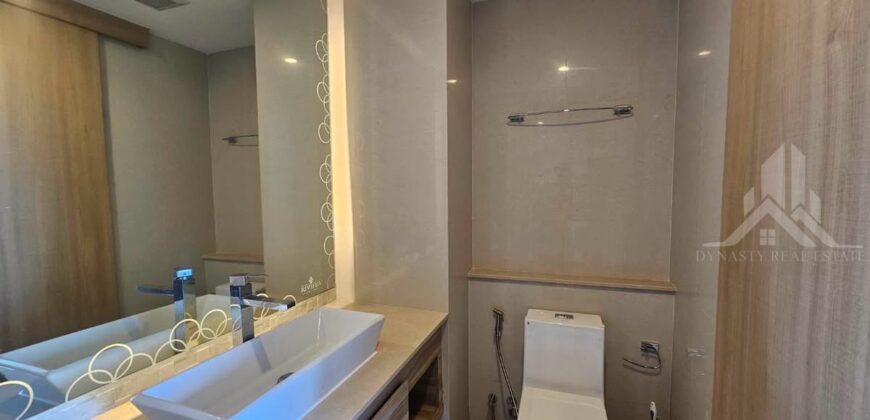 The Riviera Jomtien – High Floor Sea View 1BR For Rent