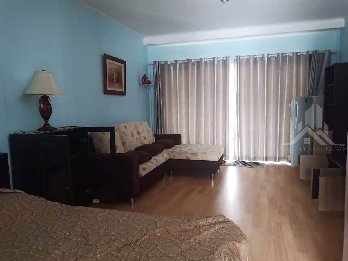 Baan suan lalana studio condo for sale in pattaya
