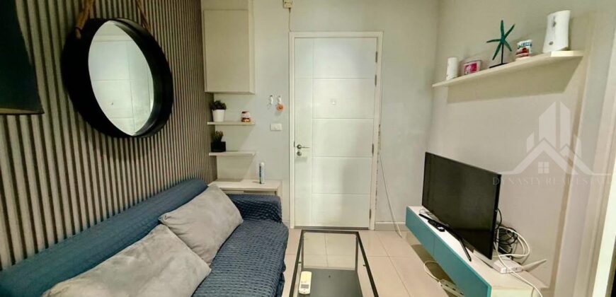Centric Sea Pattaya 1-Bedroom Corner Condo For Rent | 14th Floor