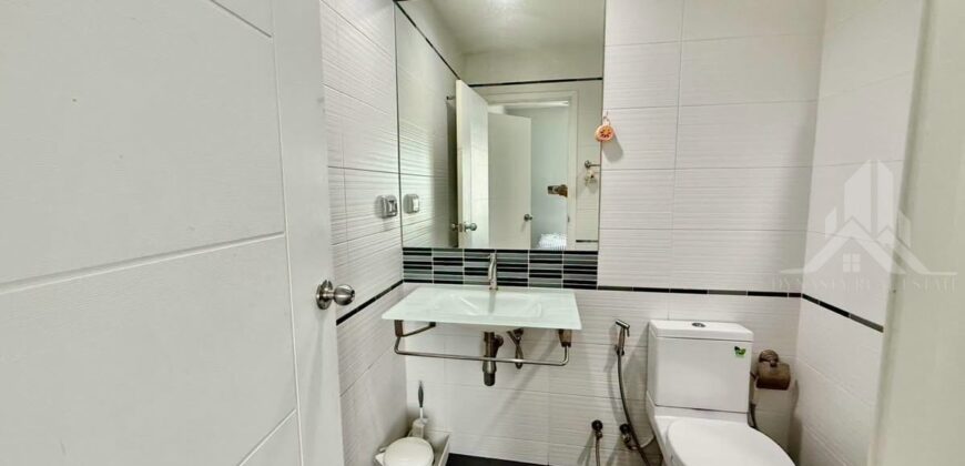 Centric Sea Pattaya 1-Bedroom Corner Condo For Rent | 14th Floor