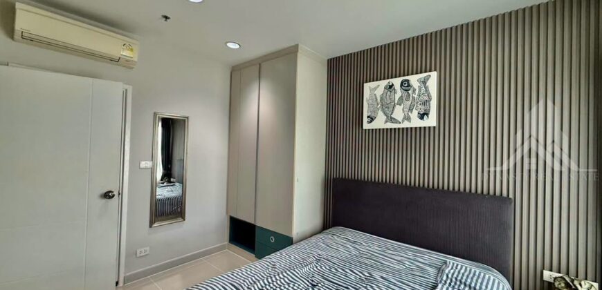 Centric Sea Pattaya 1-Bedroom Corner Condo For Rent | 14th Floor