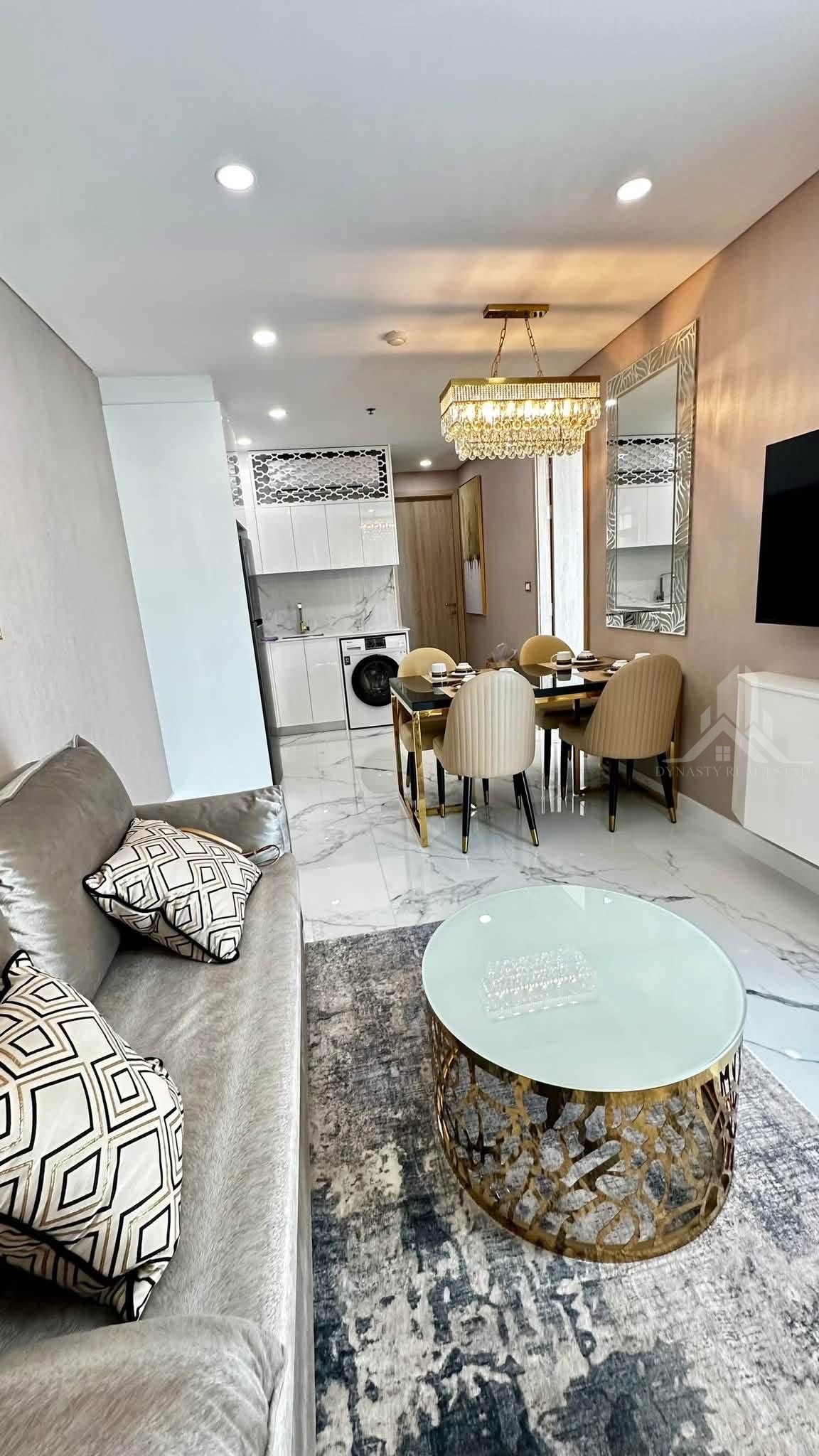 Copacabana beach jomtien, pattaya 2-bed condo for rent with sea view