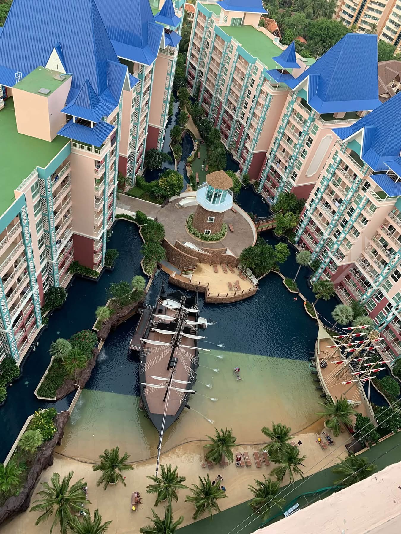 Grande caribbean – condo for sale & rent in thappraya – 1 bedroom