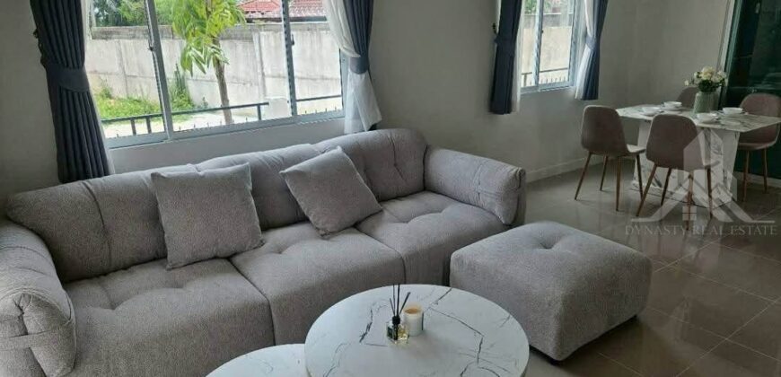 Lalin Property Village House 4-Bed House in Village for Rent