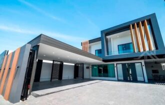 5-Bedroom Pool Villa For Rent Near Jomtien Beach 5-Bedroom Pool Villa For Rent Near Jomtien Beach