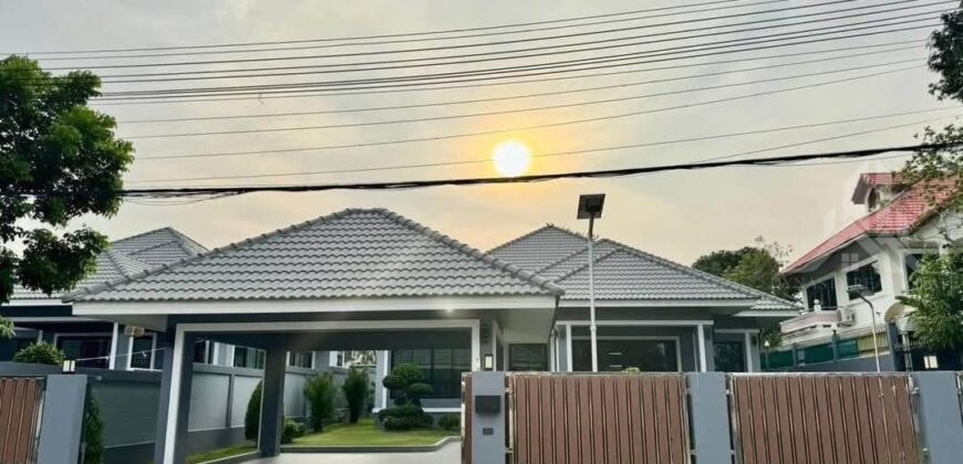Pool Villa Baan Mapprachan | 3-Bed For Rent, Pattaya