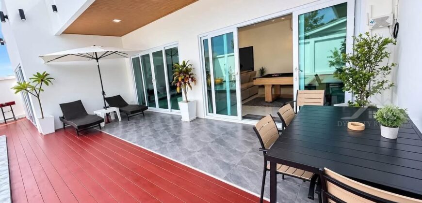 4-Bed Pool Villa for Rent in Pattaya – Fully Furnished