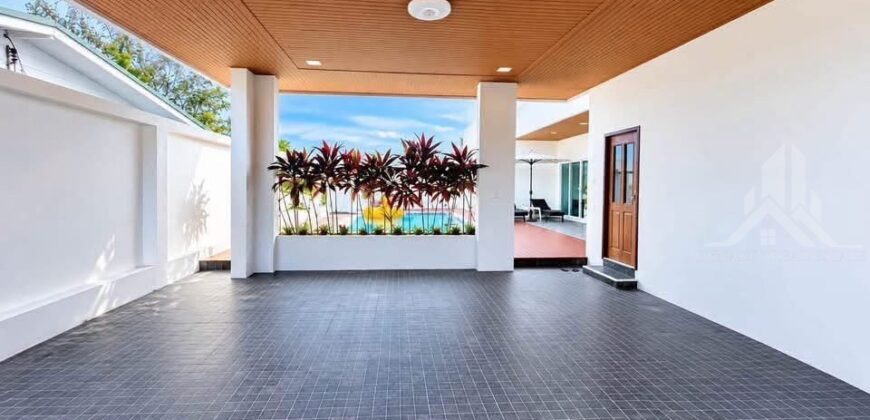 4-Bed Pool Villa for Rent in Pattaya – Fully Furnished