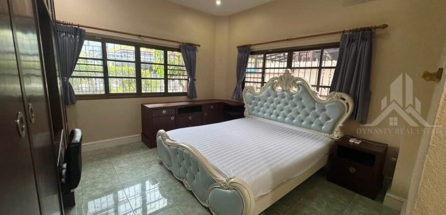 Pornthep Garden Ville 3-Bed House in Village for Rent in Pattaya