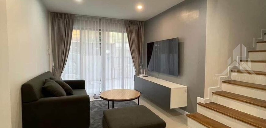 Renaissance Village – House 3-Bed House in Village for Rent in Naklua