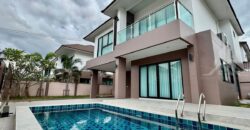 The Lake 4-Bed Pool Villa for Rent in Huay Yai