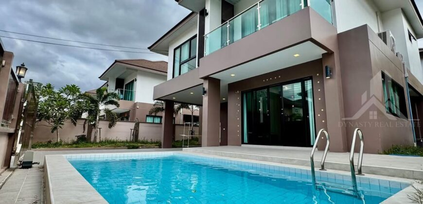 The Lake Huay Yai | 4-Bed Pool Villa For Rent