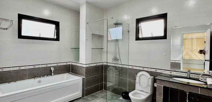 The Lake Huay Yai | 4-Bed Pool Villa For Rent