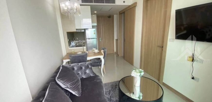 The Riviera Jomtien 1-Bed Condo for Rent with Sea View