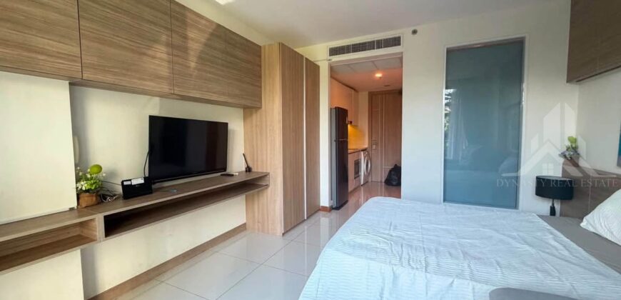 The Riviera Wongamat Studio Condo For Rent | Wongamat