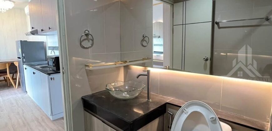 The Twin Towers 2-Bed Condo for Rent in Jomtien with Sea View