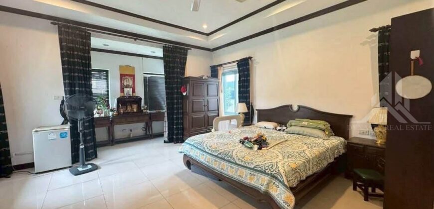 7-Bed Pool Villa for Rent in Thung Klom, Pattaya – 900 sqm
