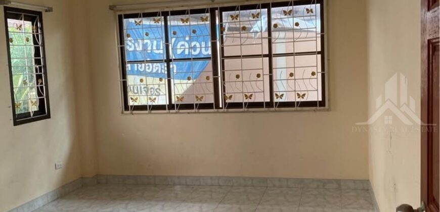 Apirat Village Nong Pla Lai 3-Bed House for Sale