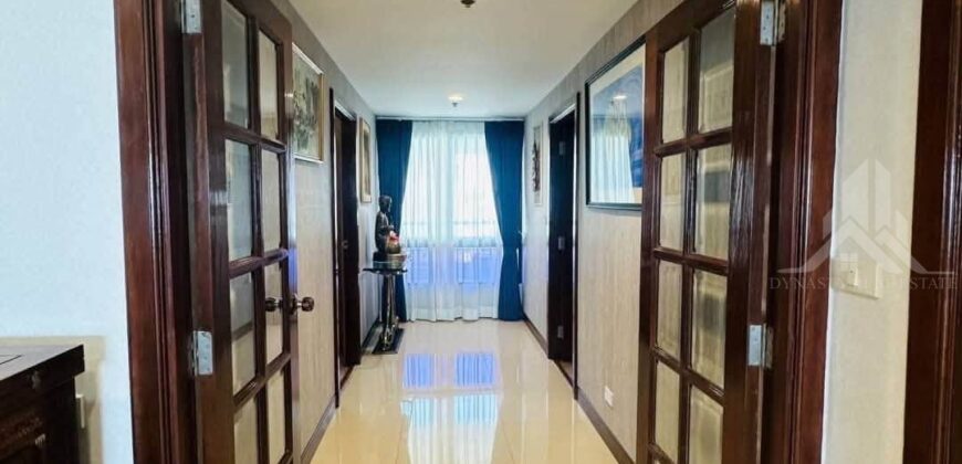 Baan Haad U Thong Pratumnak 3-Bed Beachfront Condo for Sale