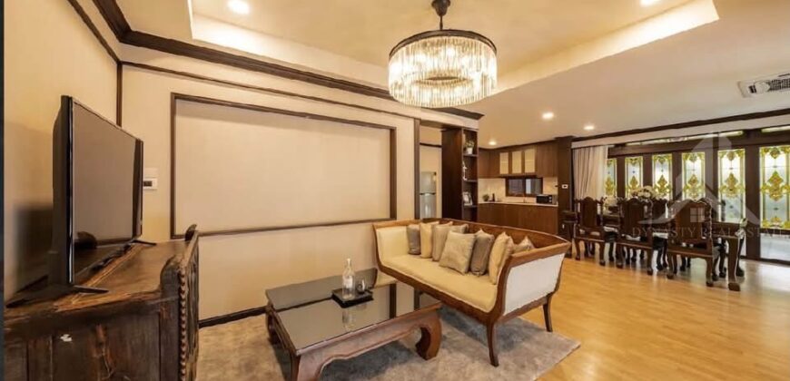 Baan Natcha 6-Bed Pool Villa for Rent in Central Pattaya