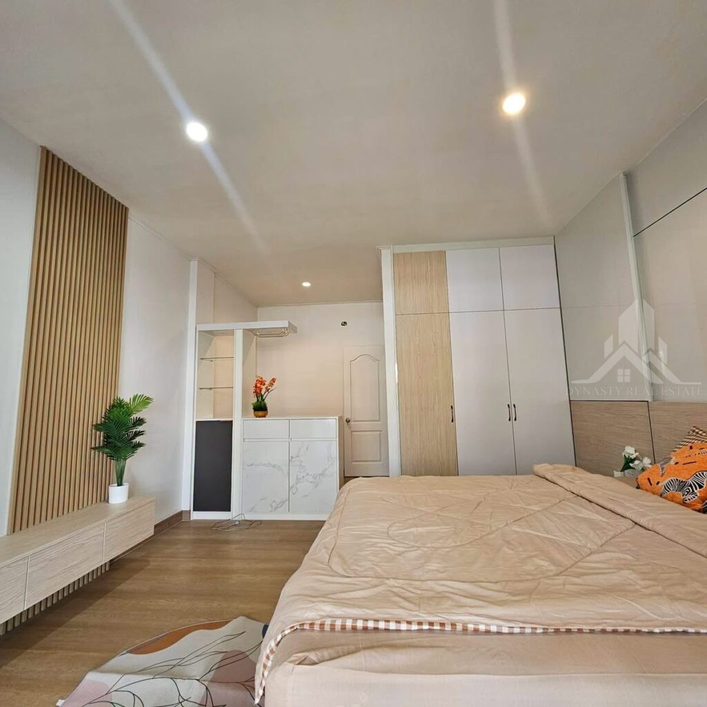 Baan suan lalana jomtien condo for sale